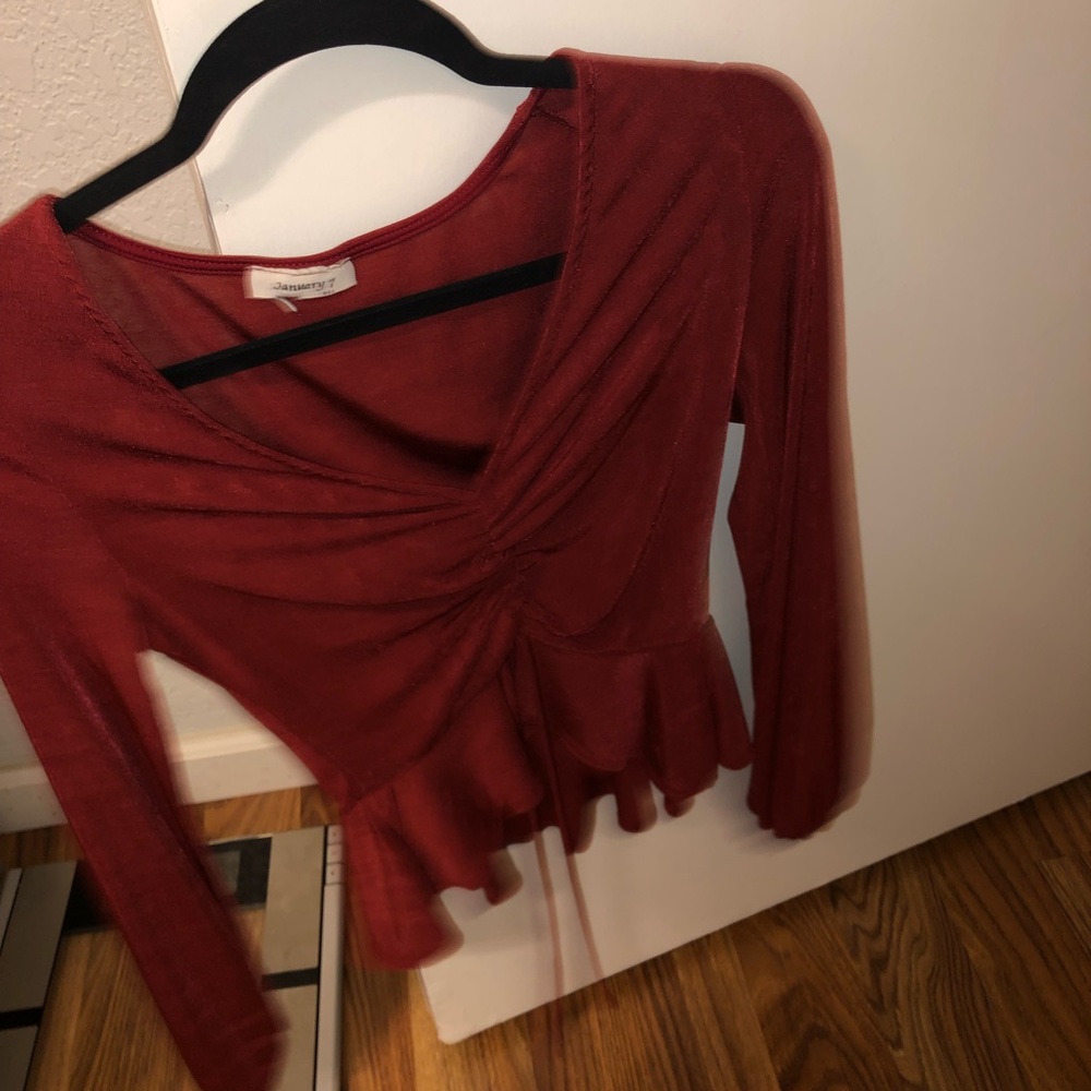 Long sleeve ruched shirt